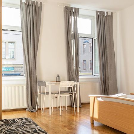 Comfortable 3Br Shared Apart. - Suitable For Long Stays Wiedeń Zewnętrze zdjęcie
