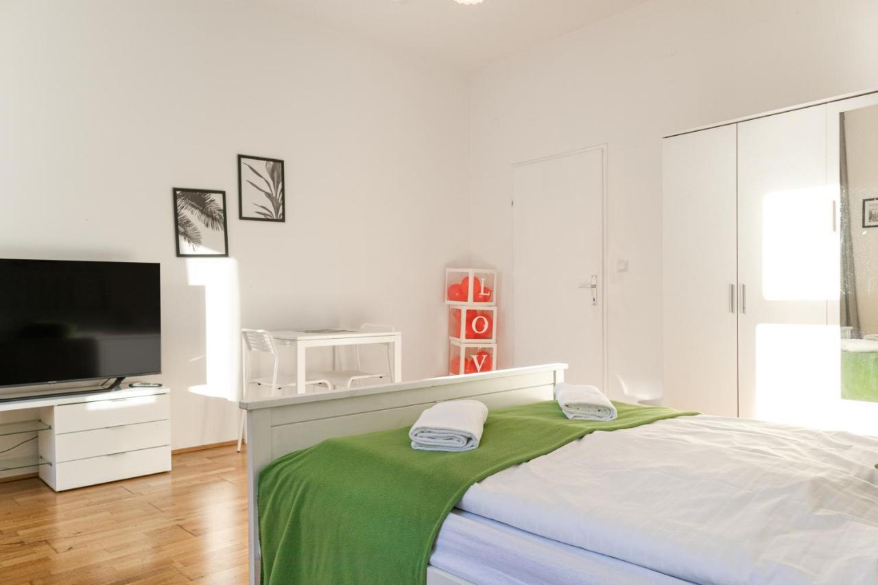 Comfortable 3Br Shared Apart. - Suitable For Long Stays Wiedeń Zewnętrze zdjęcie